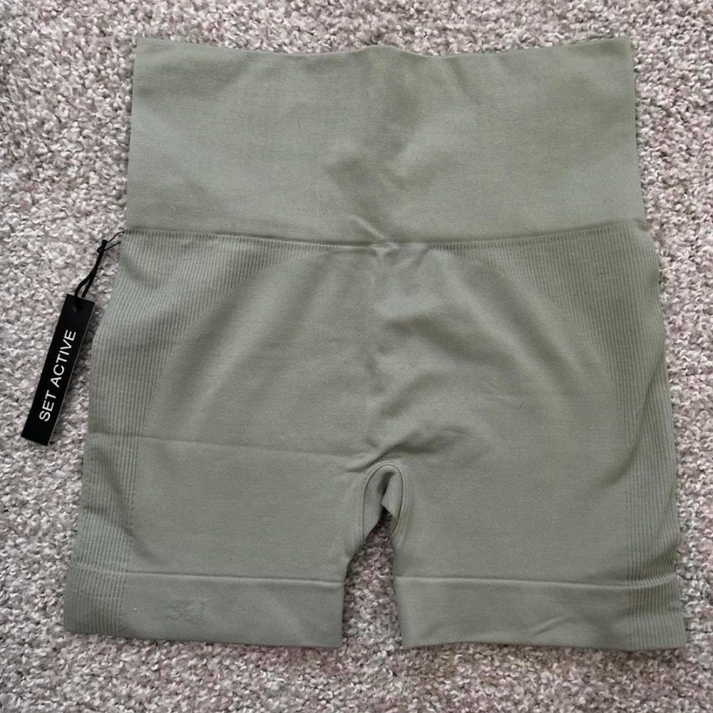 Set Active biker shorts